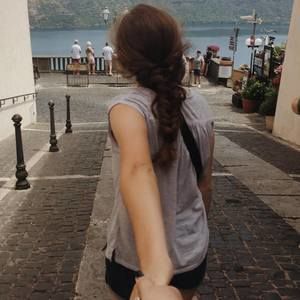 Meet your Posher, Isabella